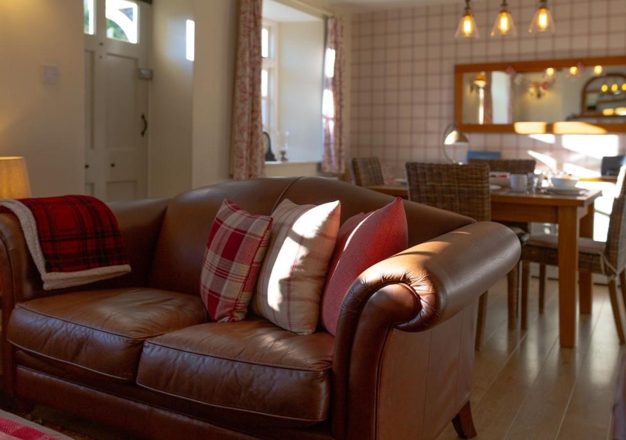 Jasmine Cottage - 2 Bedroom In Heart Of Bourton! Esterno foto